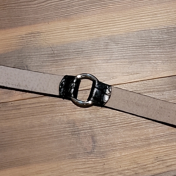 LIZ CLAIBORNE Genuine Leather Belt, Dark Grey with Silver Tone Hardware - Picture 9 of 16